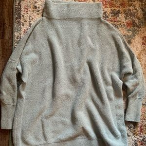 Free people ottoman tunic in sage green/blue.